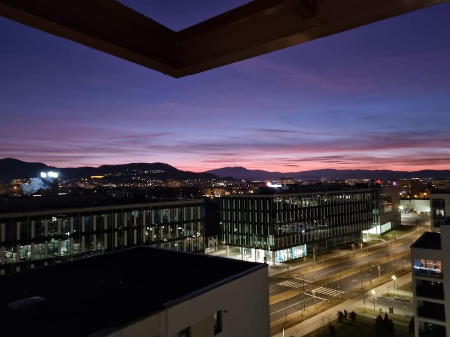 Bravisa Apart View Braşov Exteriör bild